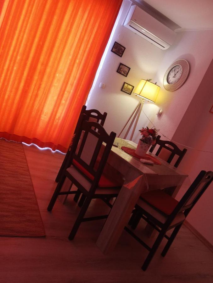 Apartman Centar モスタル エクステリア 写真
